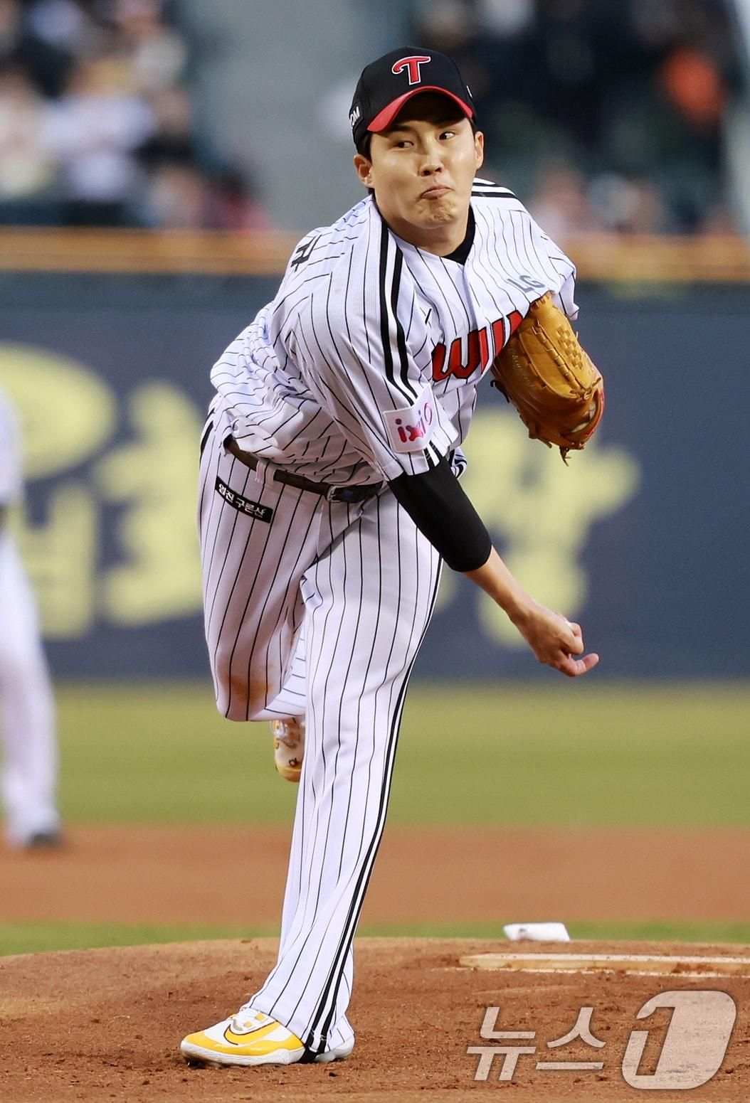 본문 이미지 - LG 트윈스 투수 임찬규. 2025.3.26/뉴스1 ⓒ News1 김진환 기자