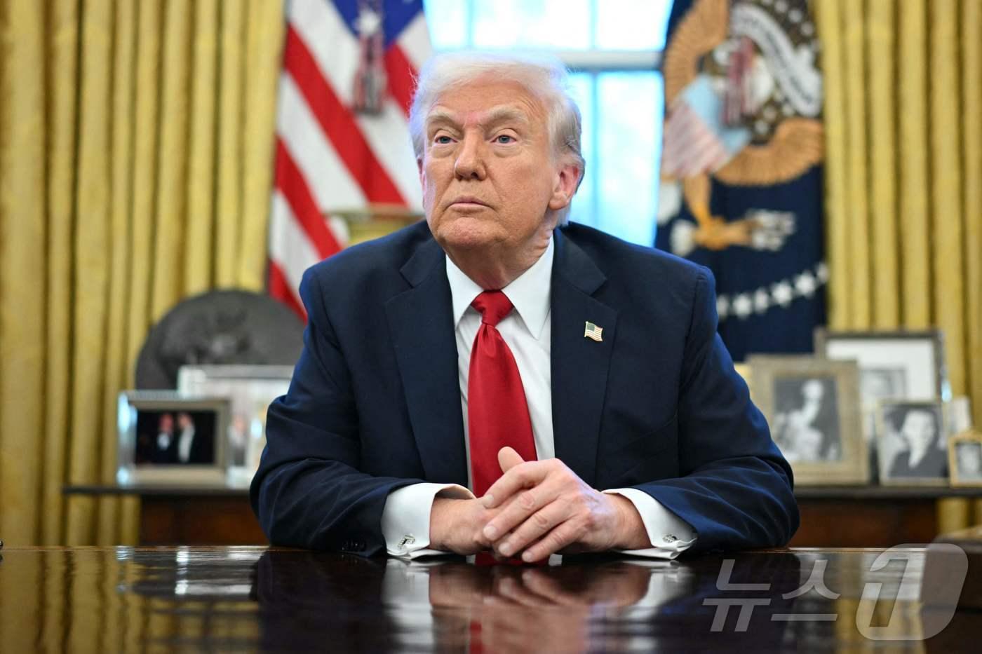 26일&#40;현지시간&#41; 도널드 트럼프 미국 대통령이 수입 자동차에 대한 관세를 발표하고 있다. 2025. 03.26.ⓒ AFP=뉴스1