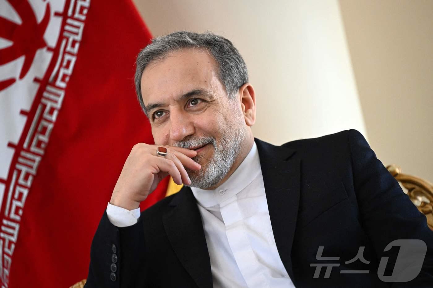 본문 이미지 - 압바스 아락치 이란 외무장관. ⓒ AFP=뉴스1