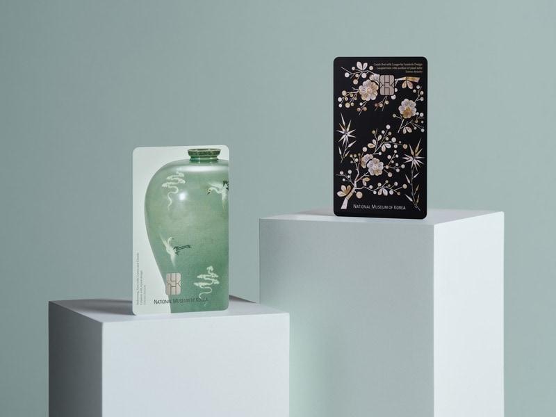 본문 이미지 - 트립패스(Trip.PASS) 카드-청자(왼쪽) 와 트립패스(Trip.PASS) 카드-나전