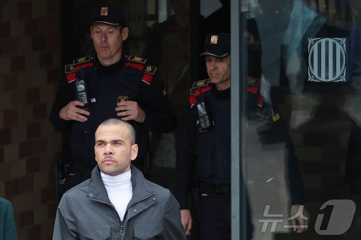 브라질 축구선수 다니 알베스가 항소심서 성폭행 혐의에 대해 무죄 판결을 받았다. ⓒ AFP=뉴스1