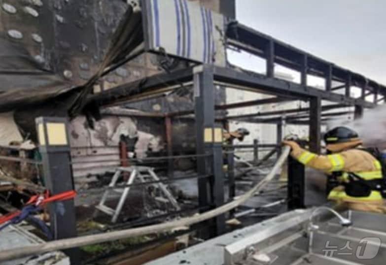 본문 이미지 - 화재 현장. (경기도소방재난본부 제공. 재판매 및 DB 금지) 2025.3.29/뉴스1