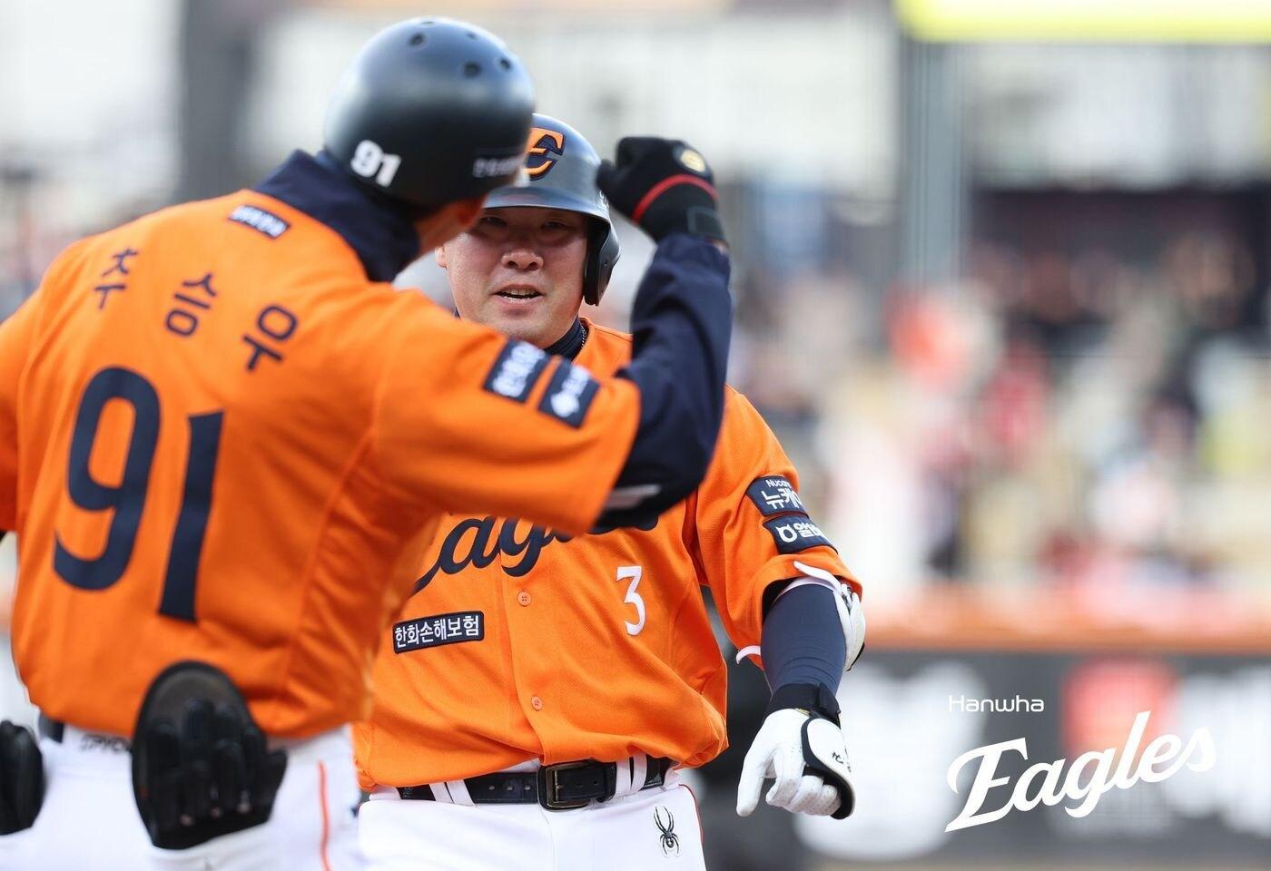 본문 이미지 - 한화 안치홍.(한화 이글스 제공)