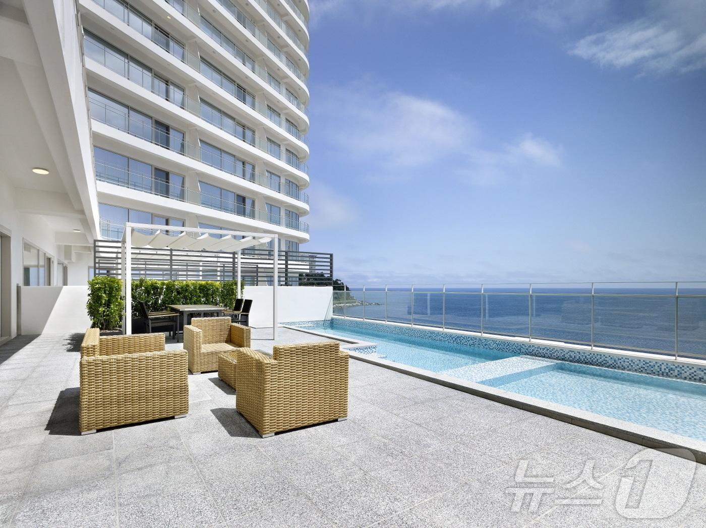 본문 이미지 - 카시아 속초 디럭스 투 베드룸 풀 스위트.(카시아 속초 제공, 재판매 및 DB 금지) 2025.3.31/뉴스1