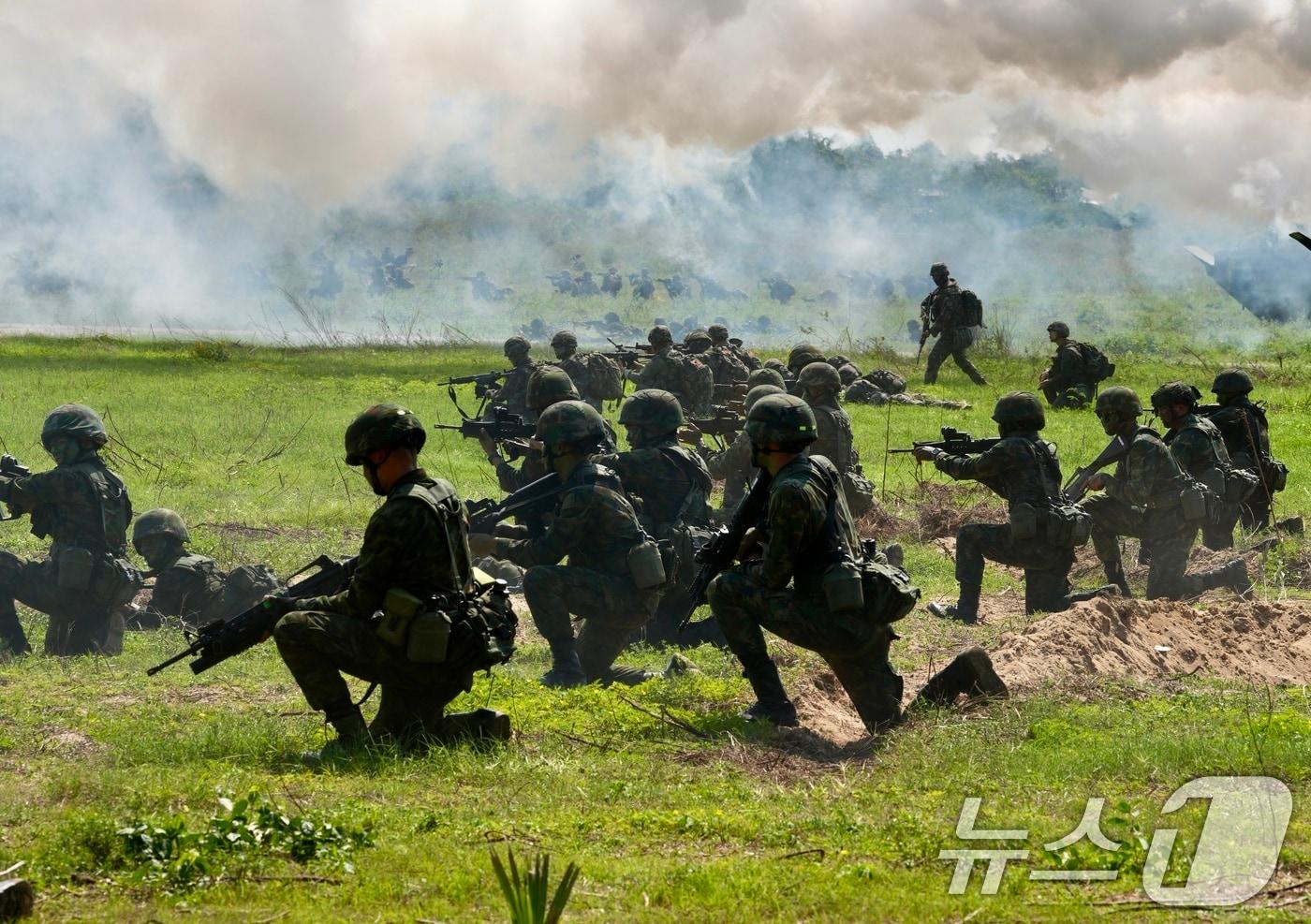 올해 2월 25일부터 3월 7일까지 태국에서 진행된 다국적군 연합훈련 &#39;코브라 골드&#39;에서 우리 해병대 장병들이 상륙훈련을 하고 있다.  &#40;해병대사령부 제공. 재판매 및 DB금지&#41; 2025.3.4/뉴스1
