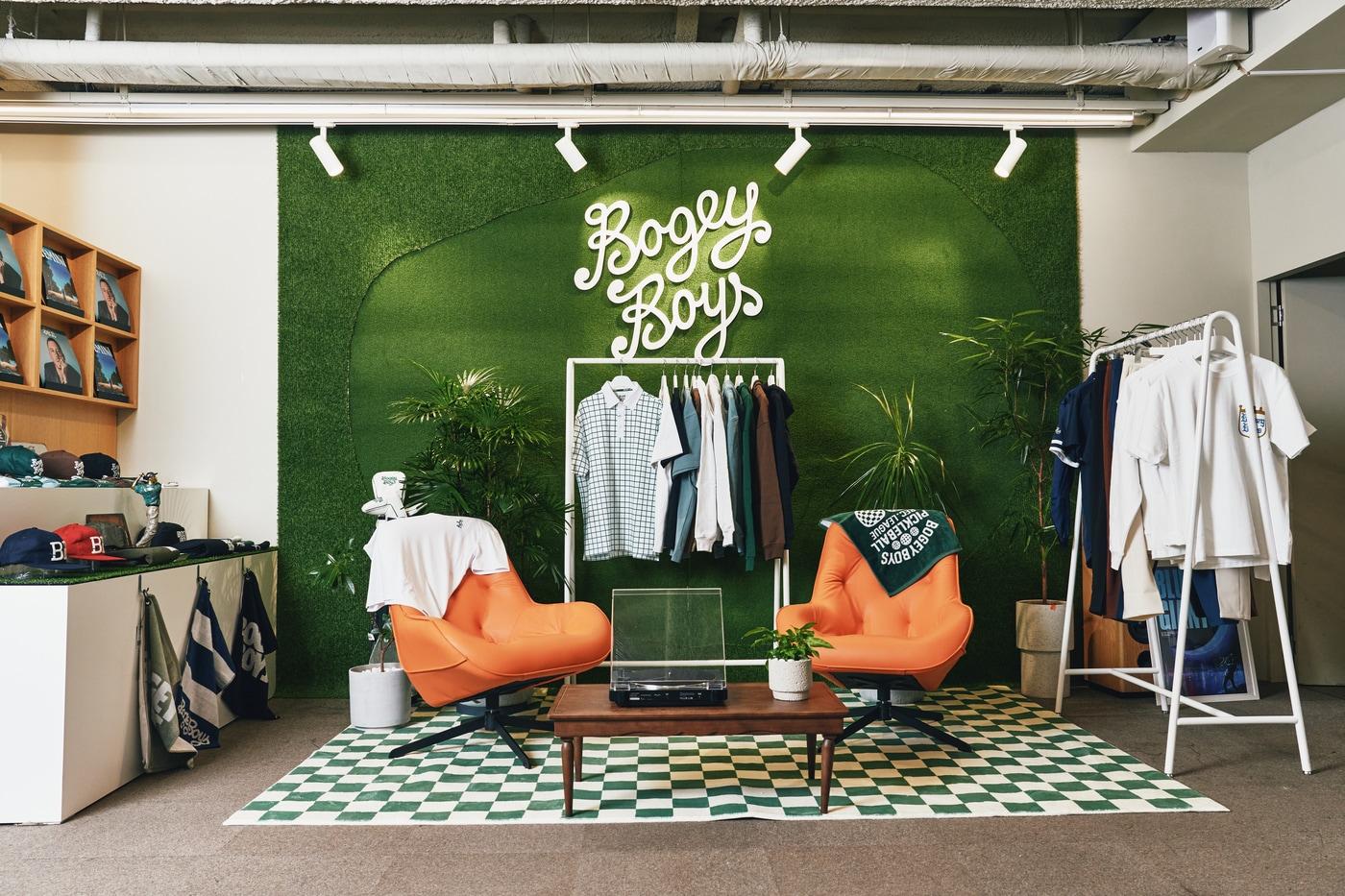 보기보이즈(Bogey Boys)는 25 SS 컬렉션 첫 공개를 기념해 서울 성수동 소재 바이닐(Vinyl) 성수와 13일까지 특별 팝업스토어를 연다.(보기보이즈제공)