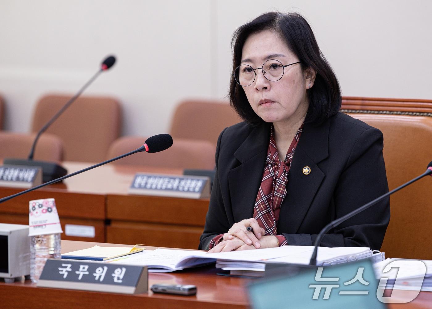 본문 이미지 - 신영숙 여성가족부 장관 직무대행. 2025.3.6/뉴스1 ⓒ News1 이재명 기자