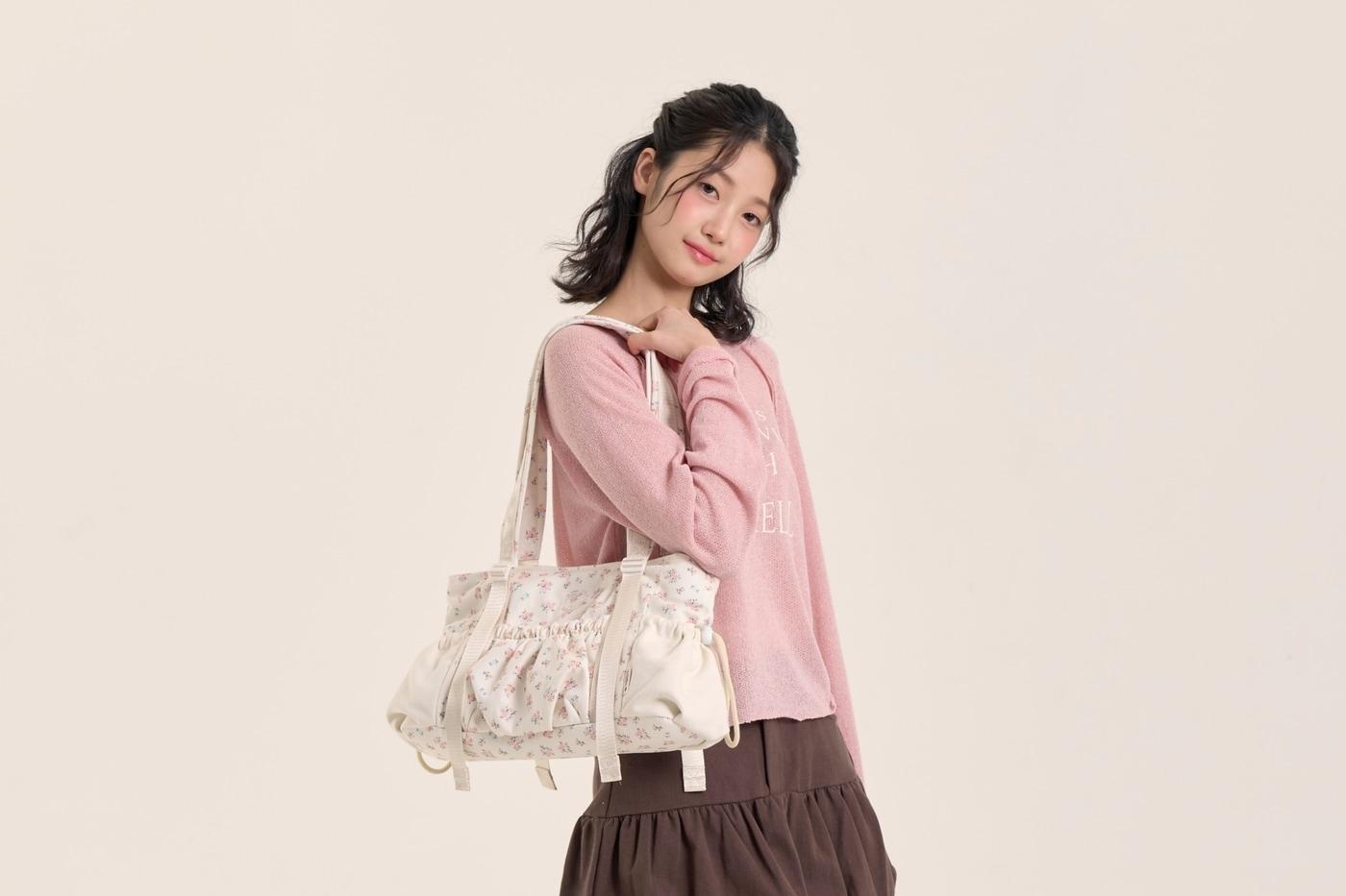 마이쉘이 2025 봄/여름(SS) 가방 컬렉션을 'My Forest, MYSHELL'을 테마로 선보인다.(마이쉘제공)