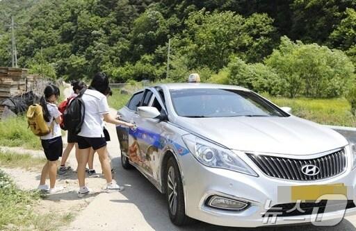 본문 이미지 - 충북 보은군이 4월부터 원거리 통학 중·고등학생에게 버스·택시 이용료를 지급한다. &#40;자료사진&#41;