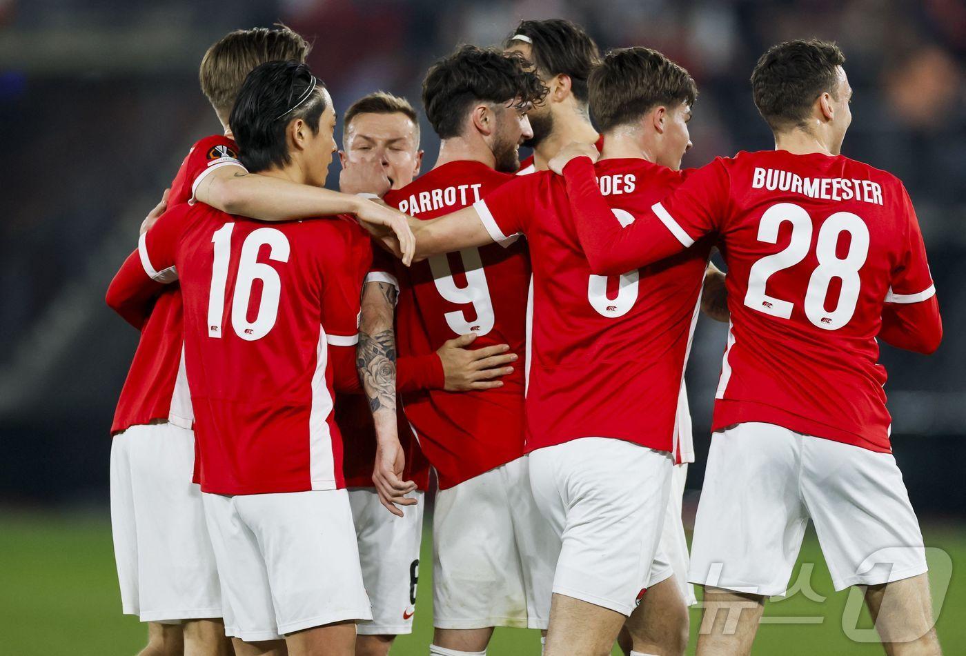 유럽축구연맹(UEFA) 유로파리그 16강 1차전에서 토트넘을 제압한 AZ 알크마르. ⓒ AFP=뉴스1