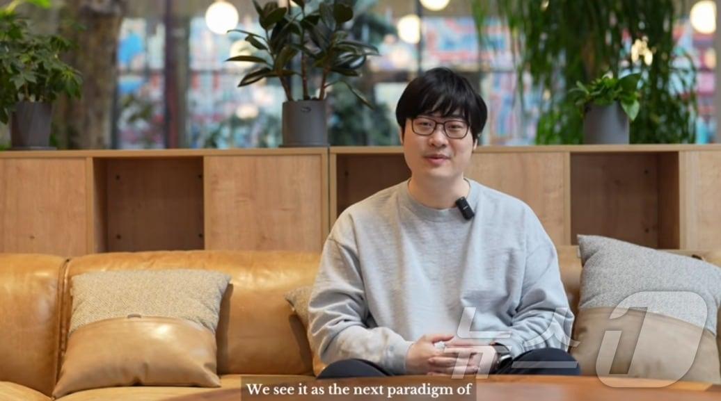 본문 이미지 - 샤우훙 마누스 창업자가 마누스를 소개하고 있다. &#40;사진출처=마누스 홈페이지&#41;