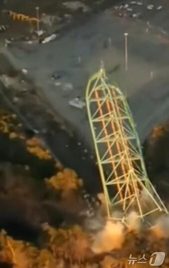 본문 이미지 - '킹다 카'가 철거되는 모습. (유튜브 'Jawheels100' 갈무리)