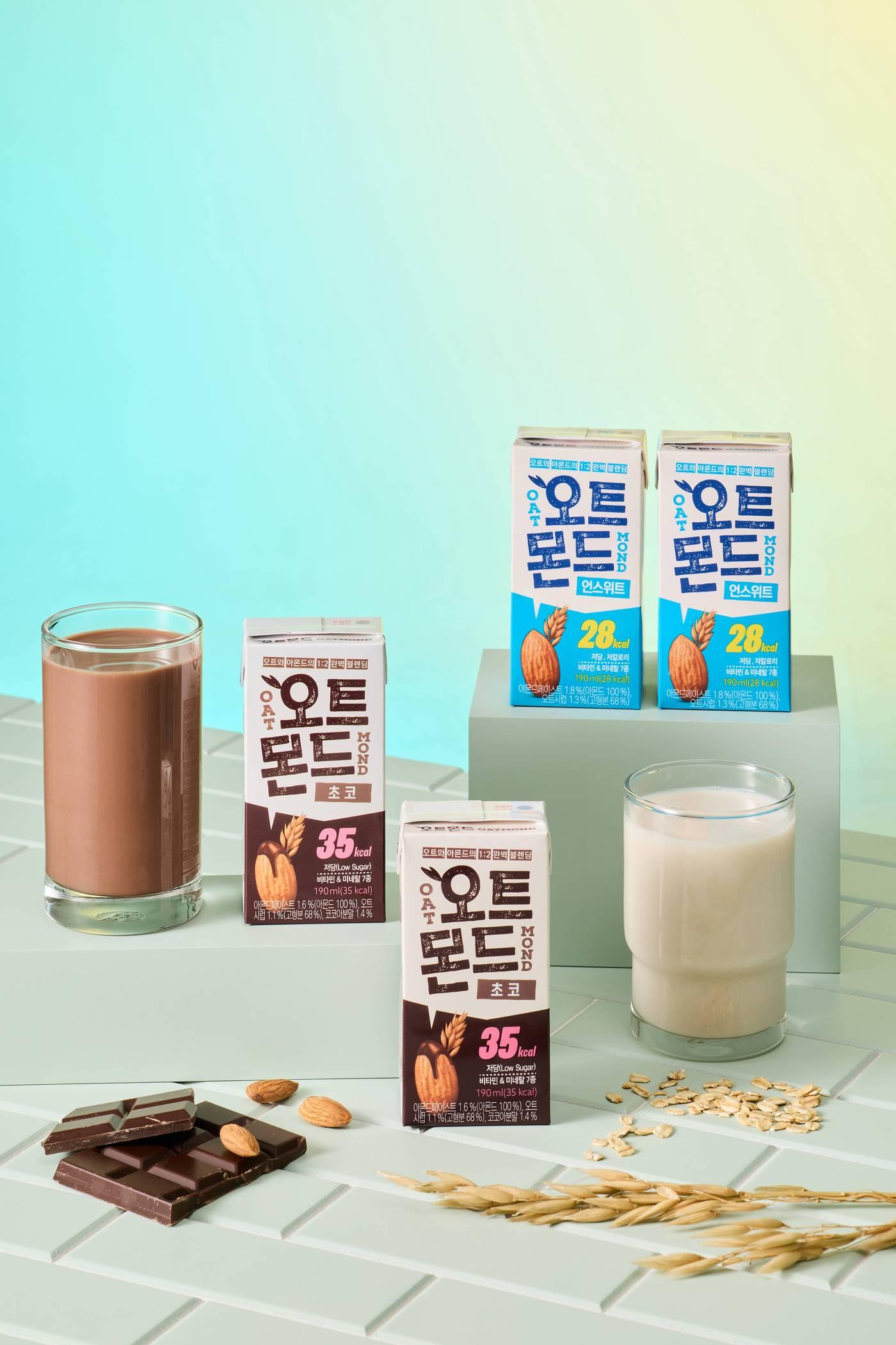 본문 이미지 - 오트몬트 언스위트, 오트몬드 초코.(롯데칠성음료 제공)