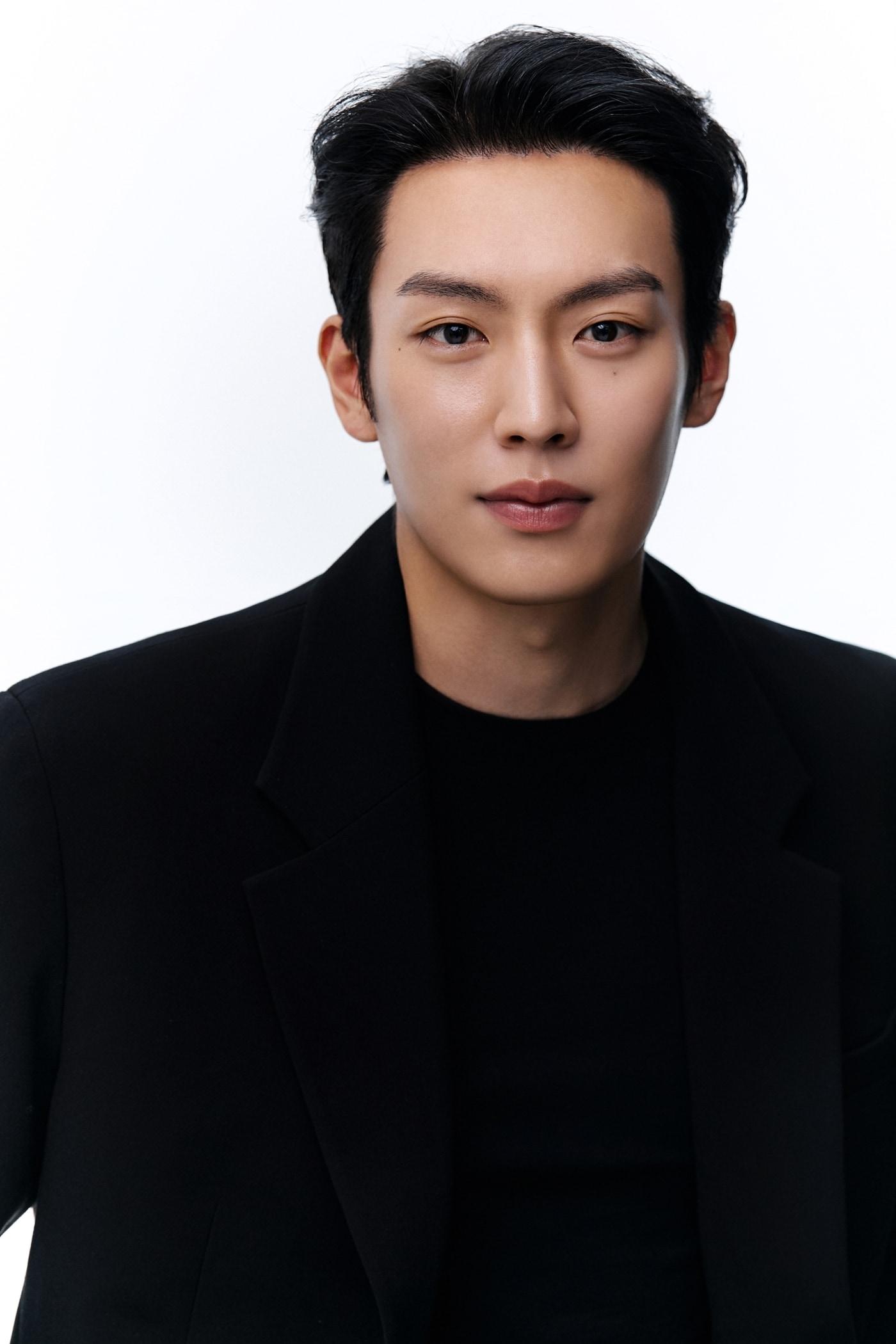 본문 이미지 - 배우 이기택 / 키이스트 제공