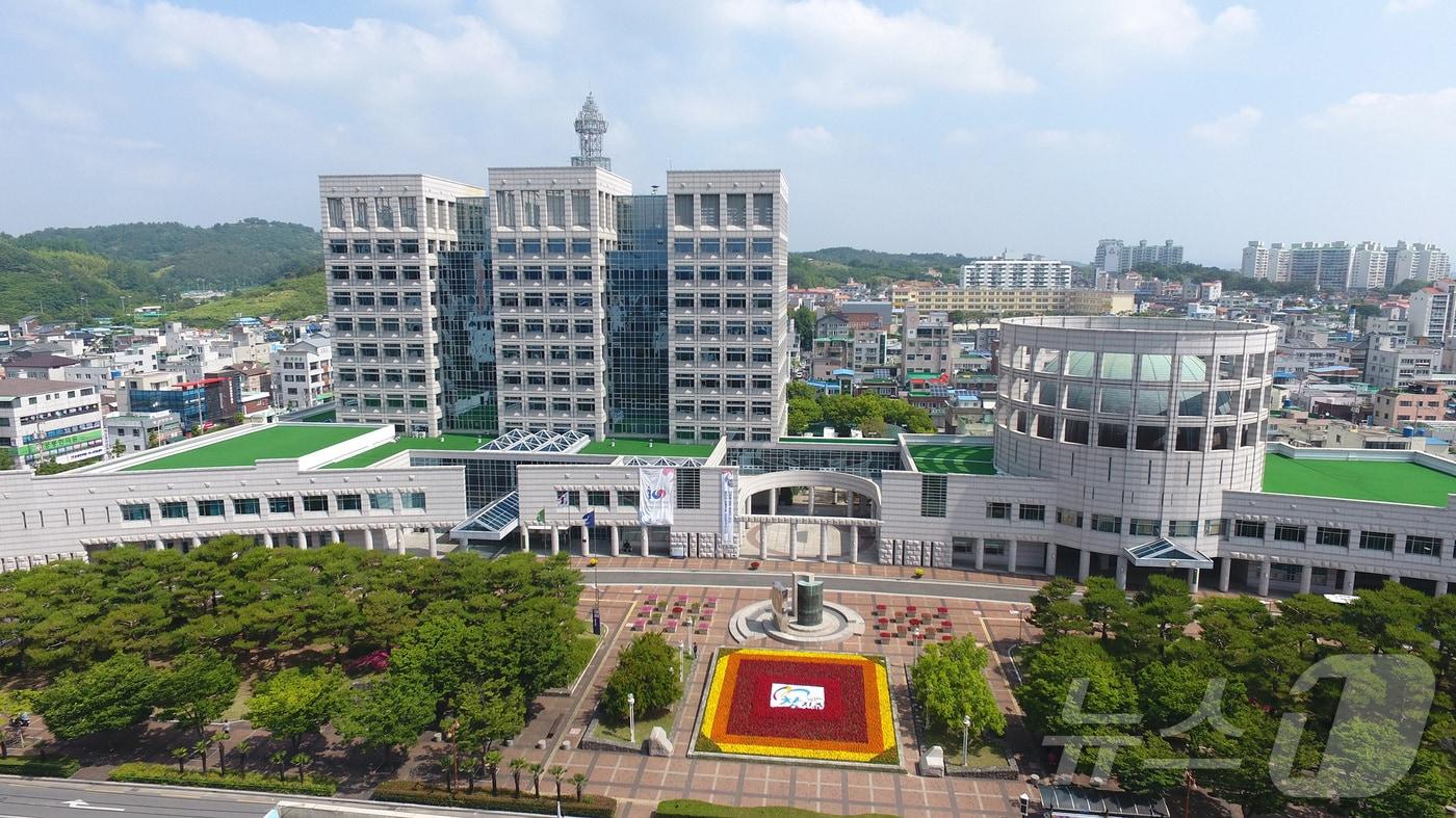 진주시청 전경(진주시 제공. 재판매 및 DB금지).