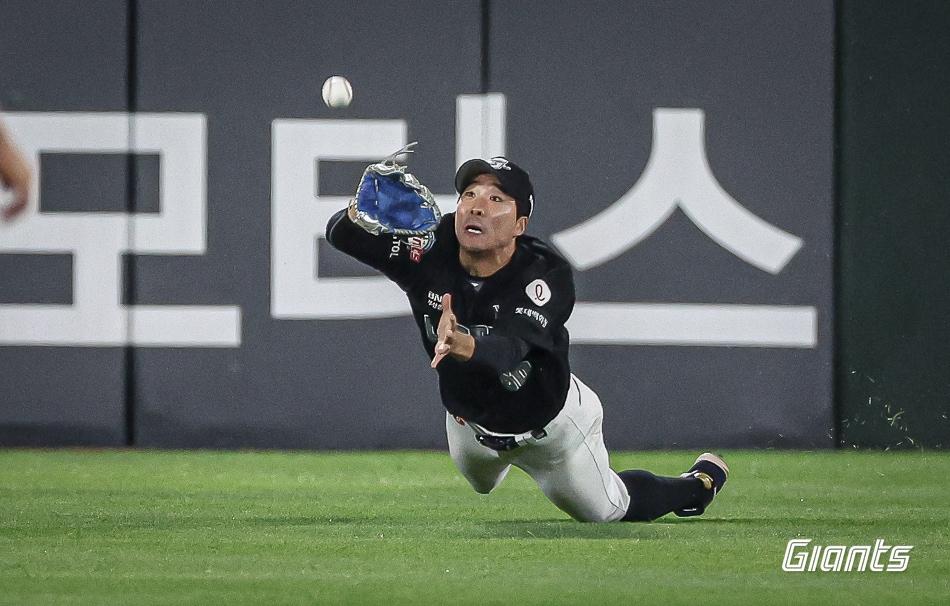 본문 이미지 - 롯데 자이언츠 외야수 김동혁. (롯데 자이언츠 제공)