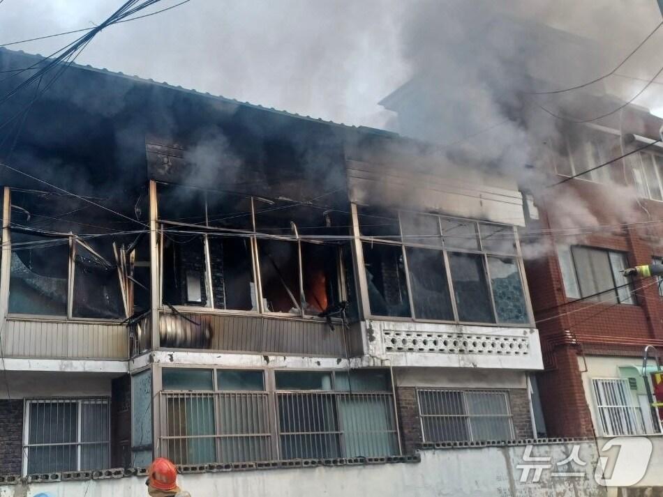 본문 이미지 - 화재현장(경기도소방재난본부 제공.재판매 및 DB금지)