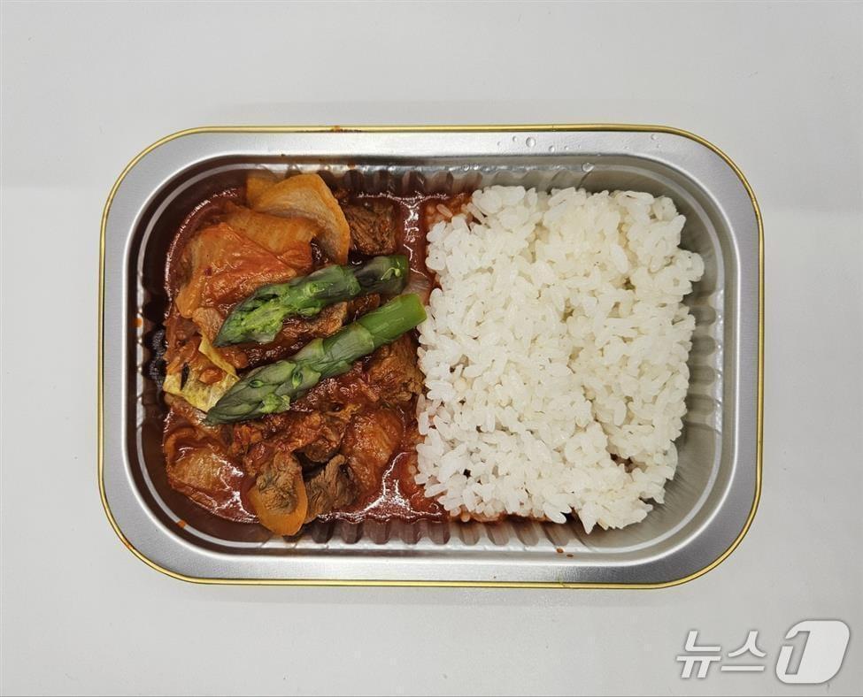 본문 이미지 - 못난이 김치 기내식(충북도 제공. 재판매 및 DB금지)