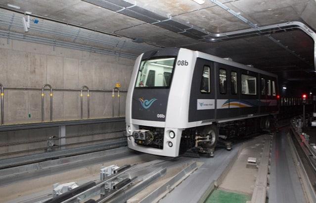 본문 이미지 - 인천국제공항공사 셔틀트레인 모습.&#40;인천국제공항공사 제공&#41;