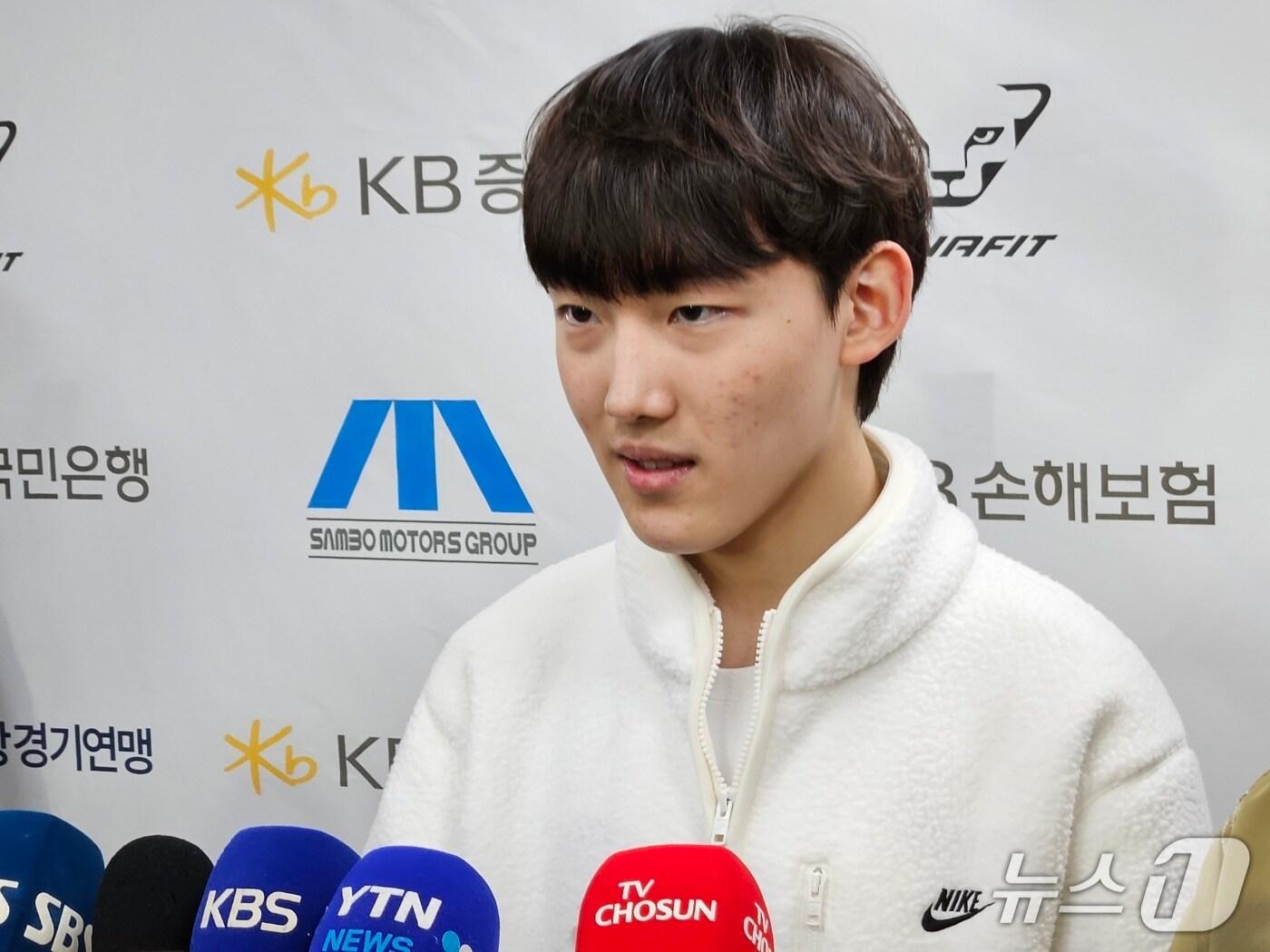 본문 이미지 - 쇼트트랙 국가대표 선발전 1위를 차지한 임종언ⓒ News1 안영준 기자 