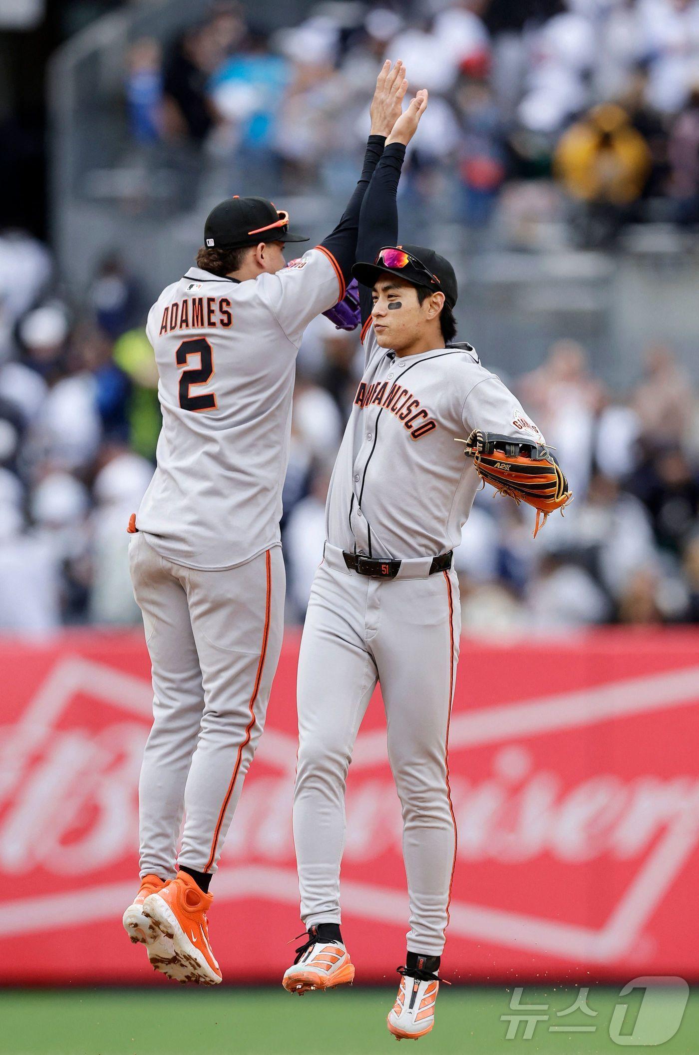 본문 이미지 - 샌프란시스코 자이언츠에 사상 첫 양키스 원정 위닝시리즈를 안긴 이정후. ⓒ AFP=뉴스1