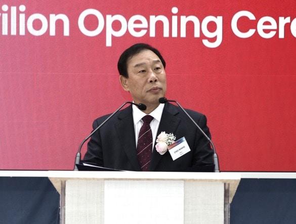 본문 이미지 - 최민호 세종시장이 13일  '2025 오사카 간사이 엑스포' 한국관 개관식에 참석해 축사를 하고 있다. (세종시 제공. 재판매 및 DB금지)