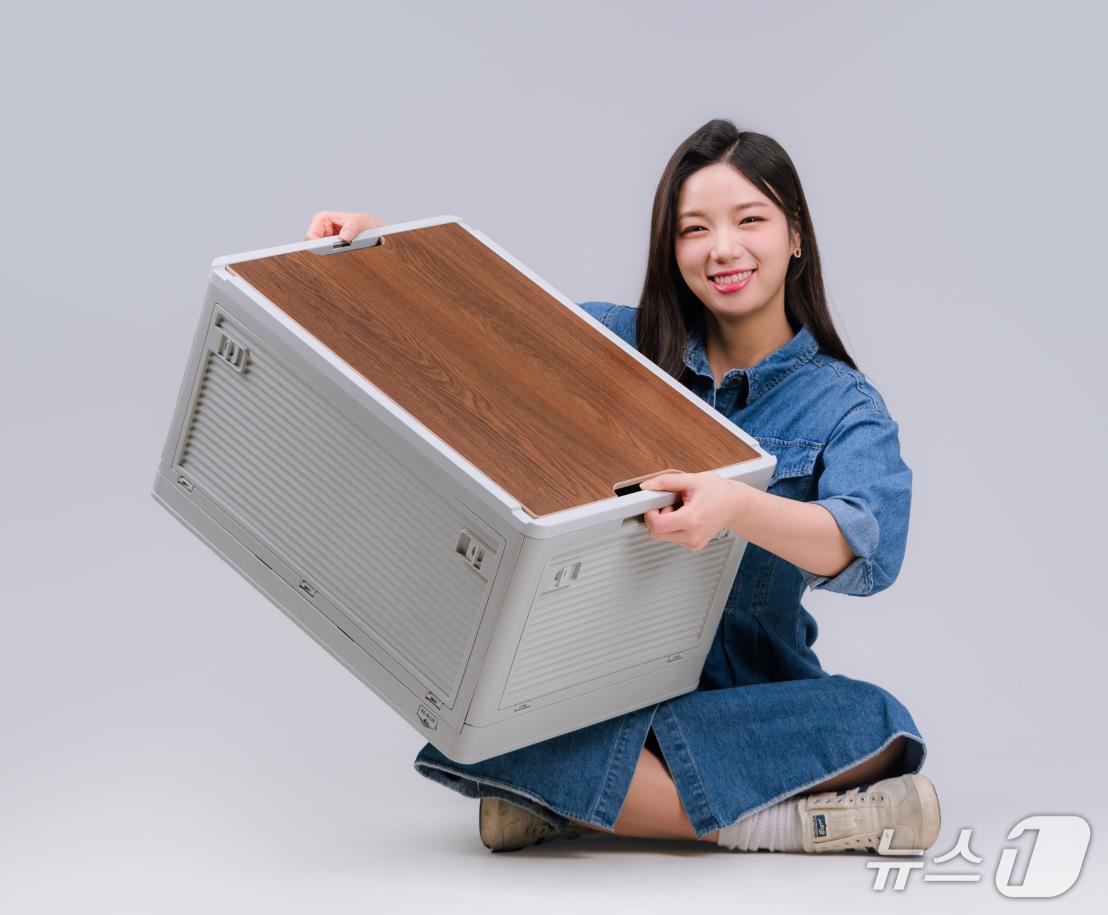 본문 이미지 - 해양폐기물 새활용 3단 우산(해양환경공단 제공)