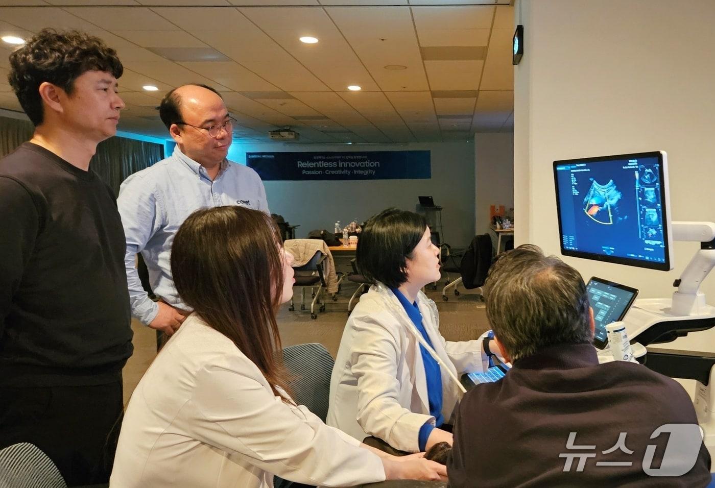 코벳은 13일 서울 강동구 삼성메디슨 본사에서 초음파 실습 교육을 진행했다. ⓒ 뉴스1 최서윤 기자