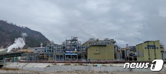 본문 이미지 - 경북 봉화 영풍석포제련소 모습. 2023.12.14/뉴스1 ⓒ News1 김대벽기자
