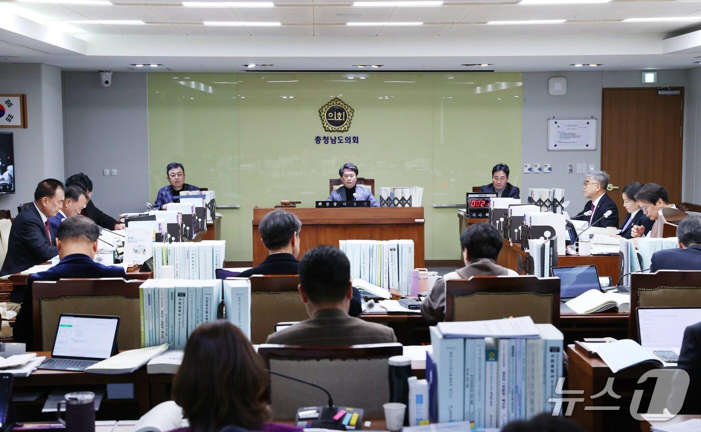 충남도의회 교육위원회. (충남도의회 제공. 재판매 및 DB금지) /뉴스1