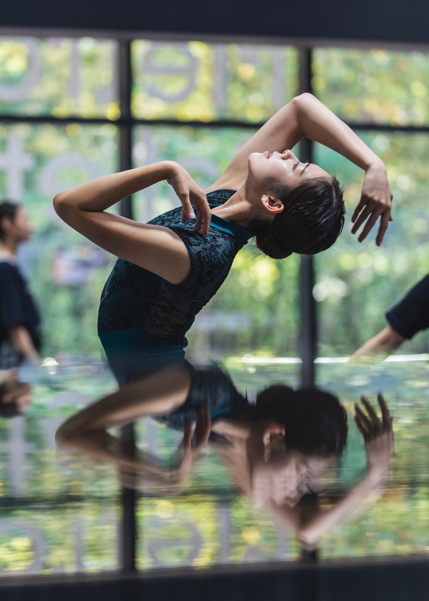 본문 이미지 - 서울시발레단 '블리스' 연습 사진(세종문화회관 제공)