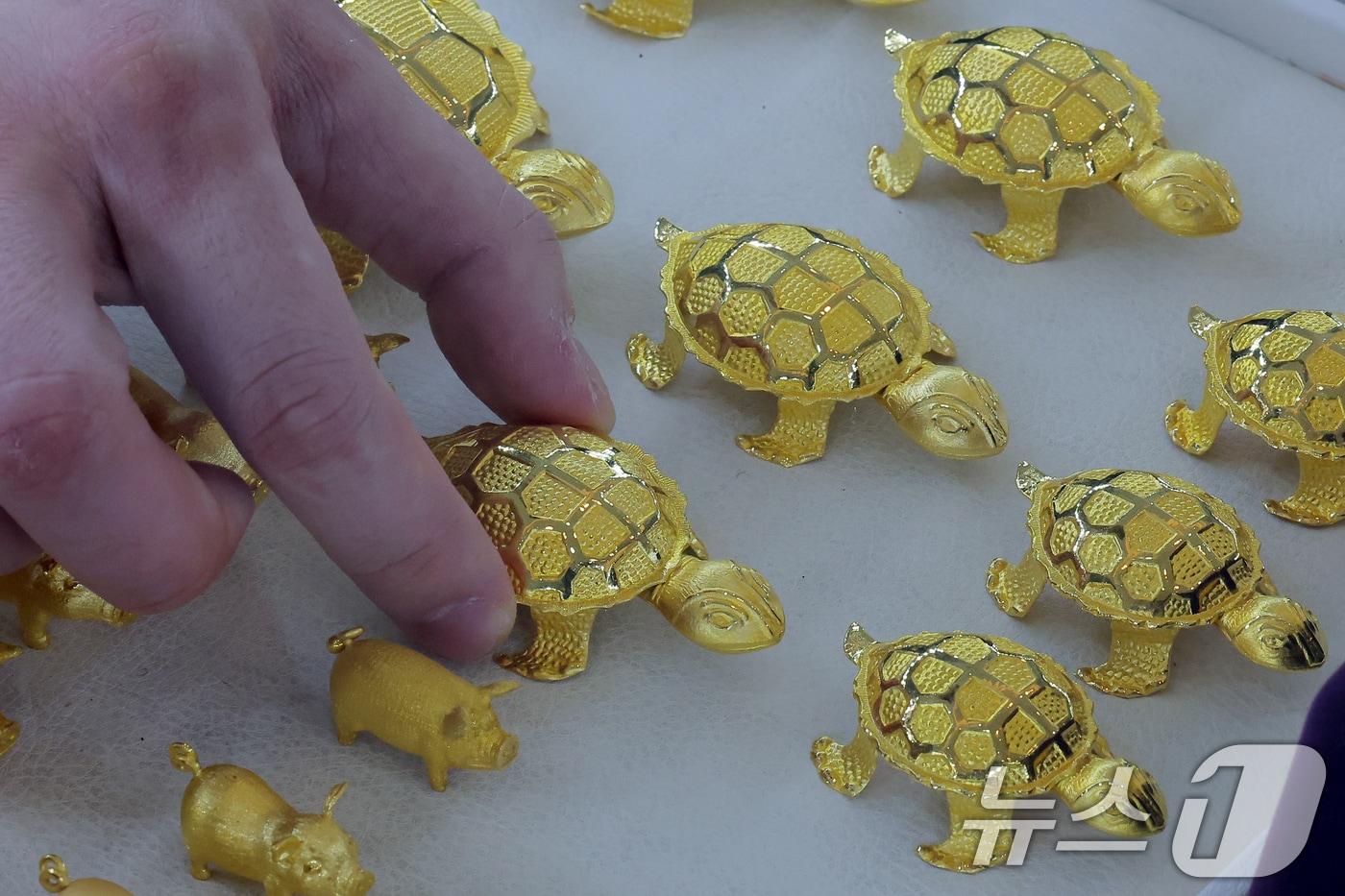 금거북이와 금돼지. (사진은 기사 내용과 무관함) / 뉴스1  ⓒ News1