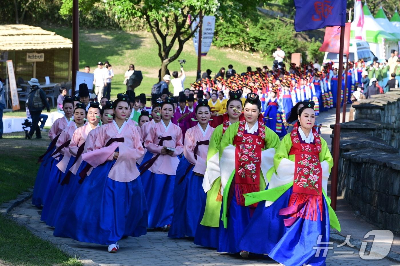 진주 논개제&#40;진주시 제공. 재판매 및 DB금지&#41;.