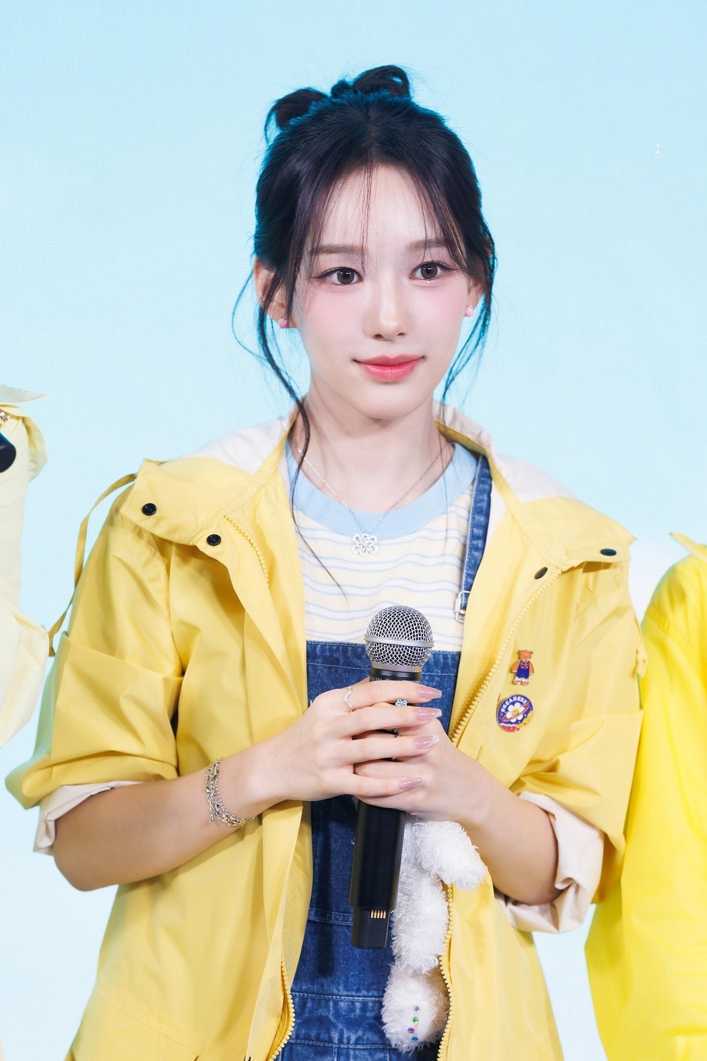 본문 이미지 - 이즈나 유사랑(웨이크원 제공)