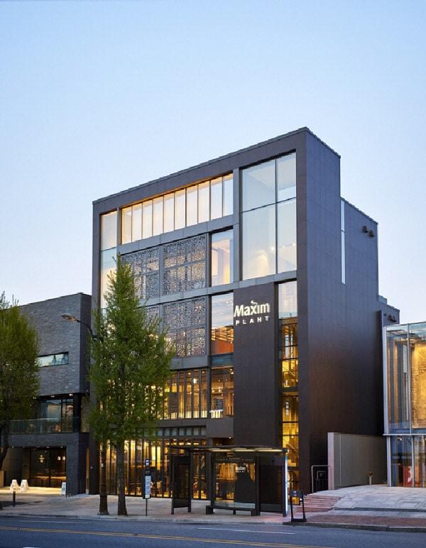 본문 이미지 -  동서식품 맥심플랜트 전경.(동서식품 제공) 