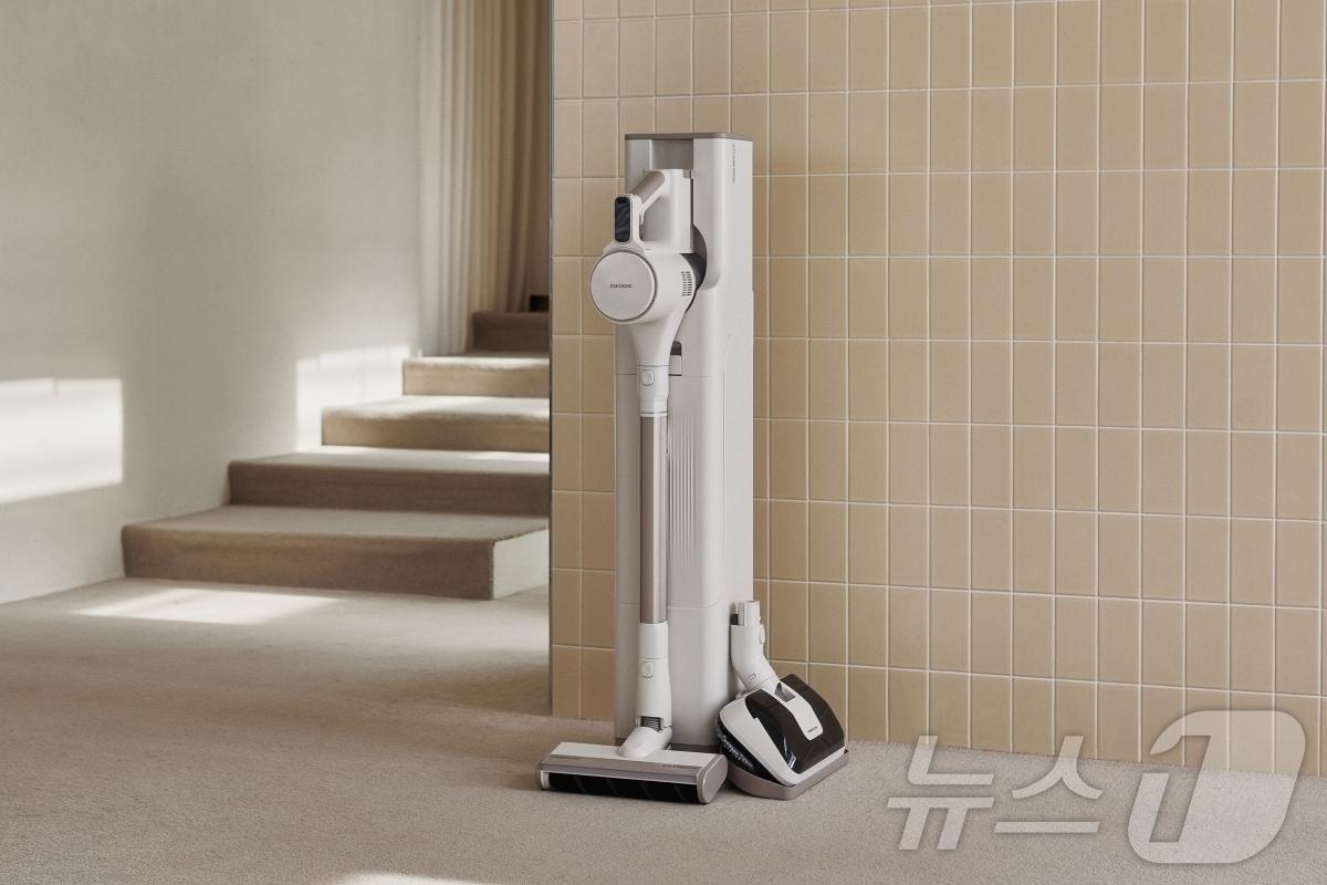 본문 이미지 - 파워클론 딥클린 무선청소기 제품 (쿠쿠 제공)