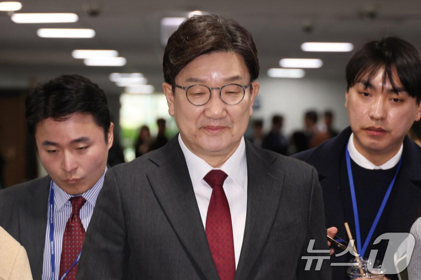 권성동 국민의힘 원내대표가 2일 오전 서울 여의도 국회 의원회관에서 열린 AI강국을 위한 개인정보 활용 방안 세미나에 참석하고 있다. 2025.4.2/뉴스1 ⓒ News1 이광호 기자