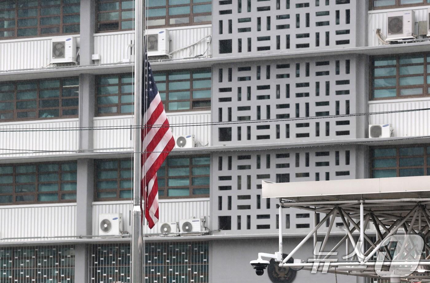 서울 종로구 주한미국대사관. 2025.4.22/뉴스1 ⓒ News1 임세영 기자