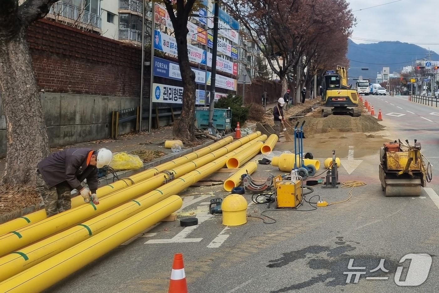  25일 충북 충주시가 10년간 290억 원을 들여 도시가스 공급 배관을 확대한다고 밝혔다.(충주시 제공. 재판매 및 DB금지)뉴스1