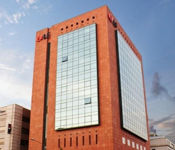 본문 이미지 - 사옥 전경.(LF제공)