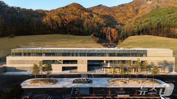 본문 이미지 - 김천시립추모공원에 조성되는 국가유공자 전용 봉안단.(김천시 제공. 재판매 및 DB금지)/뉴스1