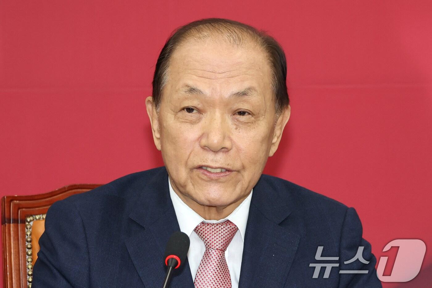 황우여 국민의힘 선거관리위원장이 지난 4월 25일 오전 서울 여의도 국회에서 열린 대통령후보자 선거관리위원회 6차 회의에서 발언하고 있다. 2025.4.25/뉴스1 ⓒ News1 이광호 기자