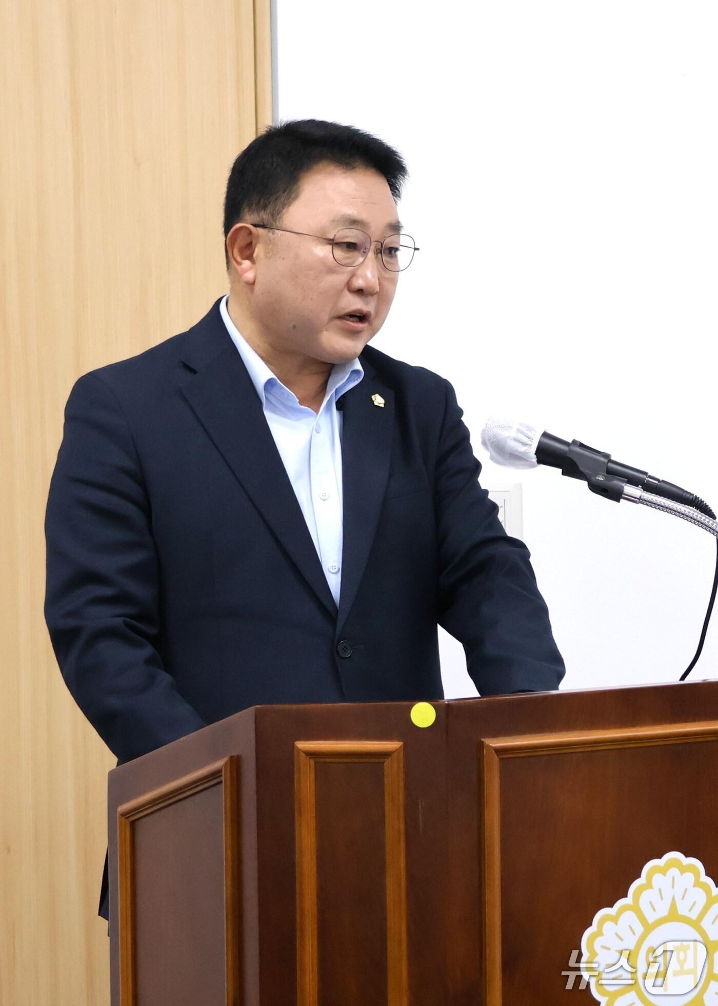 본문 이미지 - 25일 김경묵 광주 남구의원이 제311회 임시회에서 발언하고 있다. (광주 남구의회 제공. 재판매 및 DB 금지)