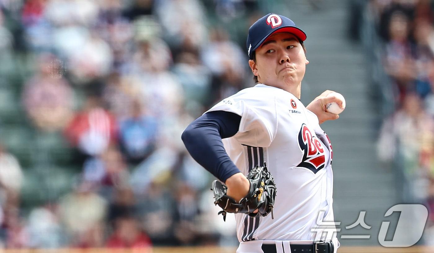 두산 베어스 투수 최승용. 2025.4.27/뉴스1 ⓒ News1 김도우 기자
