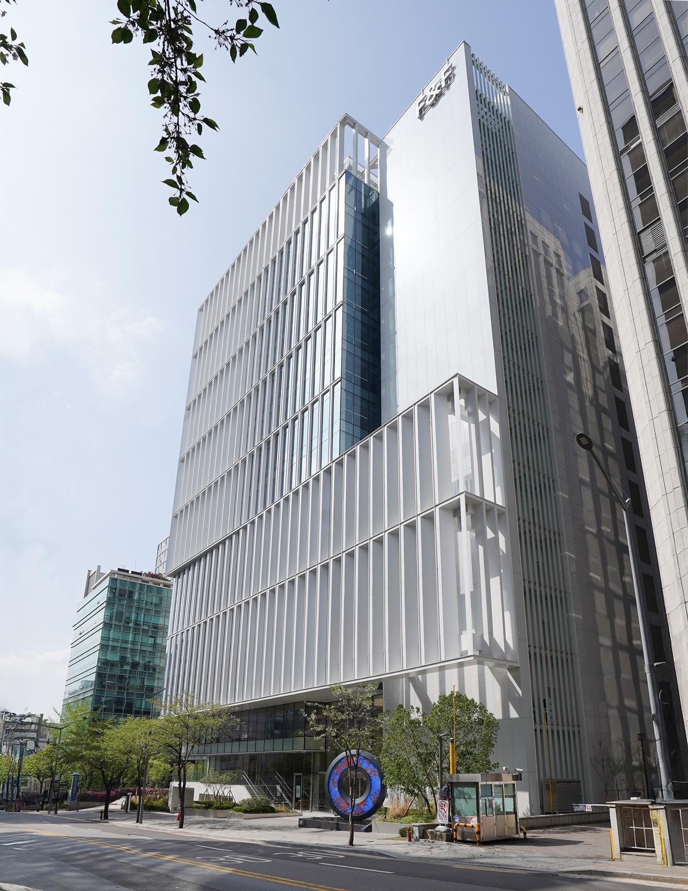 본문 이미지 - F&F 강남 신사옥.(F&F제공)