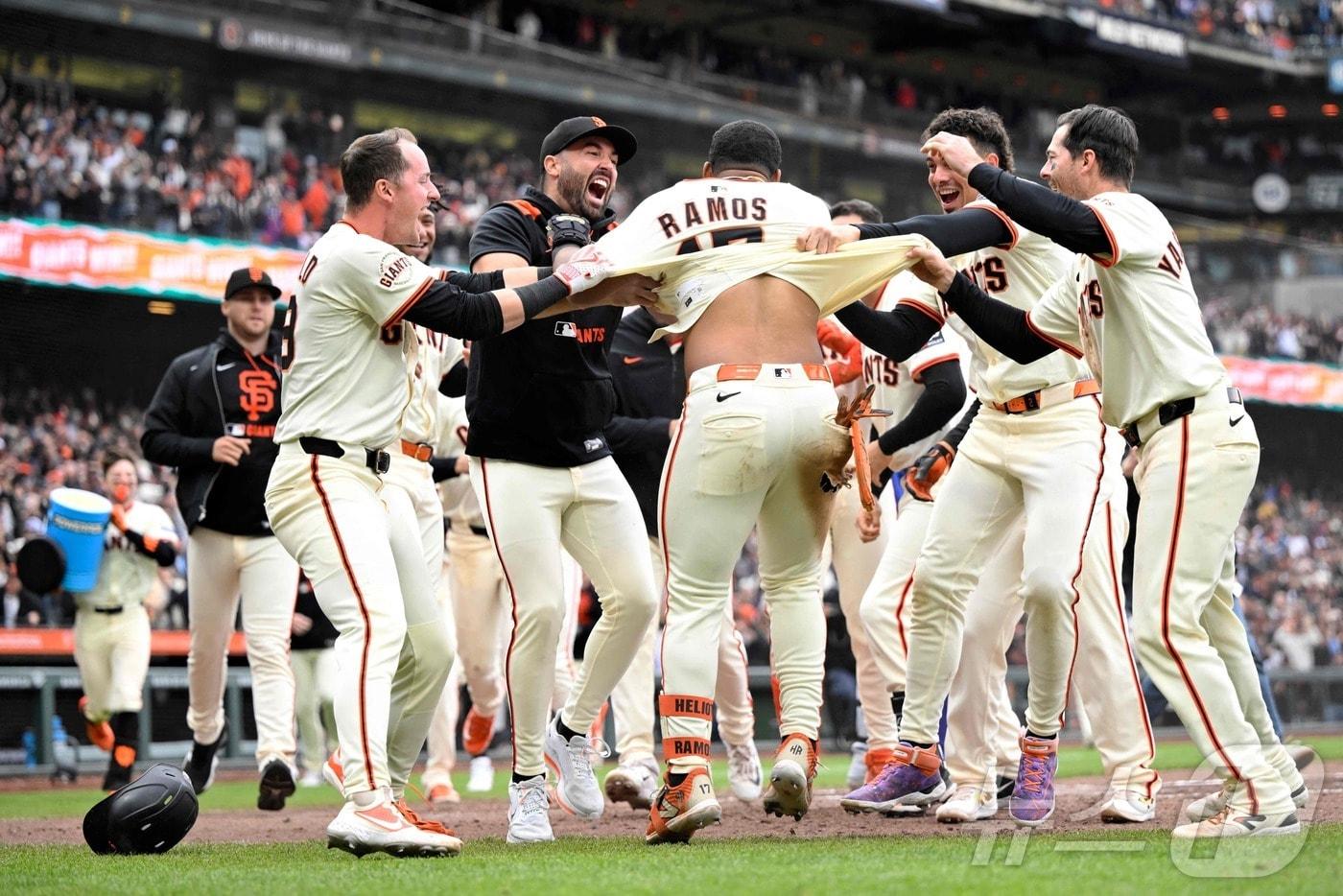 샌프란시스코 자이언츠 선수단. ⓒ AFP=뉴스1