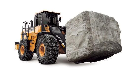 본문 이미지 -   HD현대건설기계가 4월 튀르키예에서 출시 예정인 블록 핸들러 신제품(HD현대건설기계 제공)