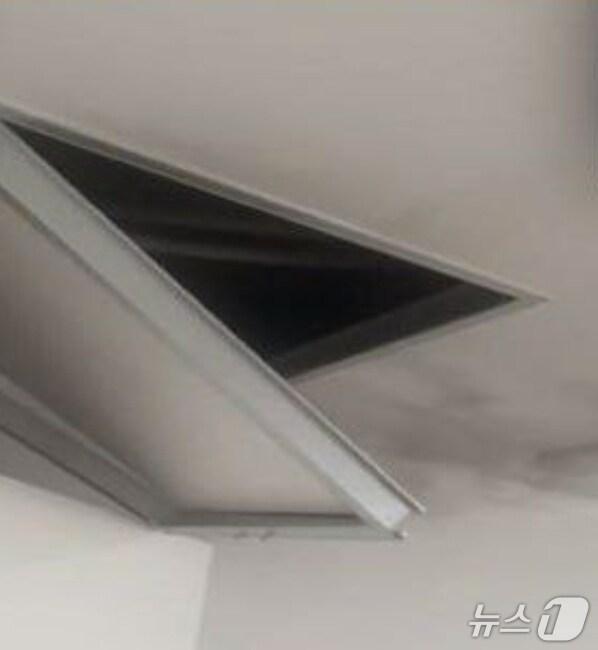 본문 이미지 - 화재 현장. (경기도소방재난본부 제공. 재판매 및 DB 금지) 2025.4.29/뉴스1 