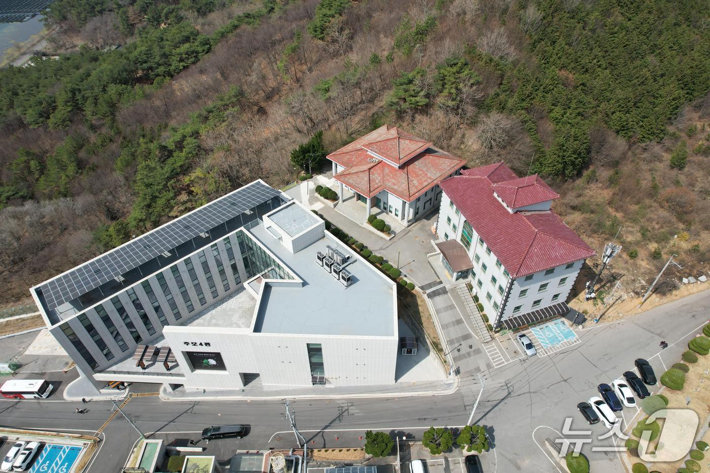 본문 이미지 - 군산시 임피면 소재 승화원 전경.(군산시 제공, 재판매 및 DB 금지)