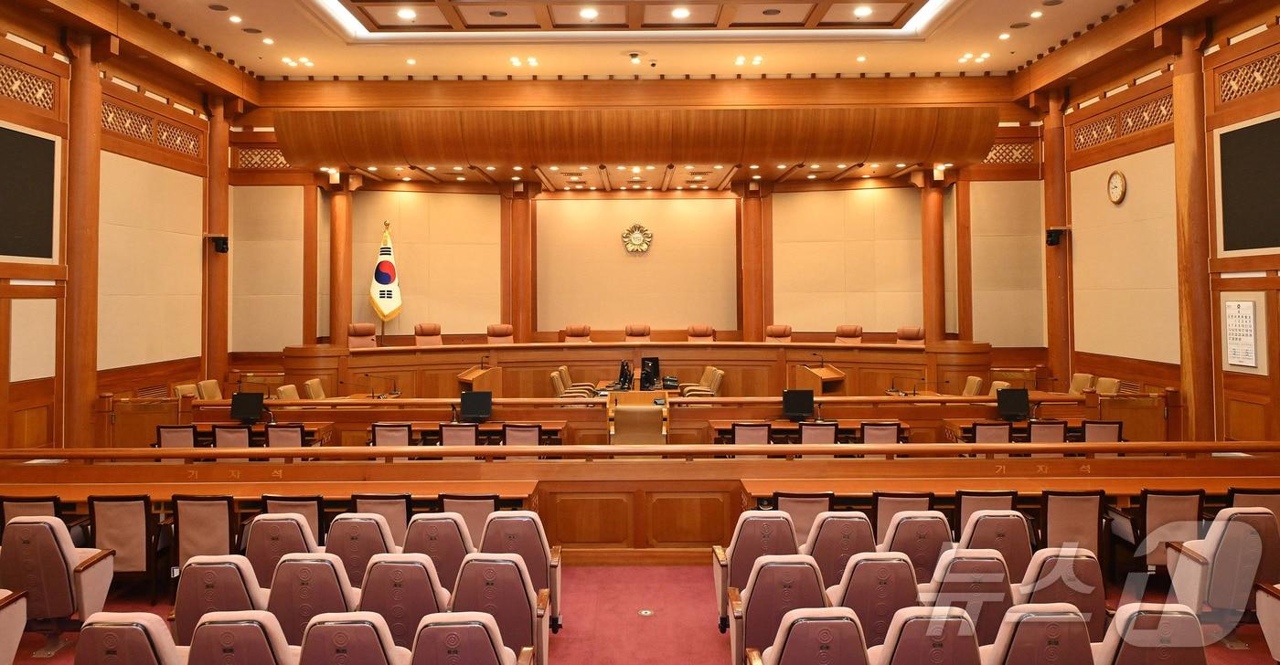 본문 이미지 - 서울 종로구 헌법재판소 대심판정 모습. ⓒ 뉴스1 사진공동취재단